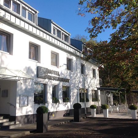 Hotel Und Apartment Garni Eurode Live Хецогенрат Екстериор снимка
