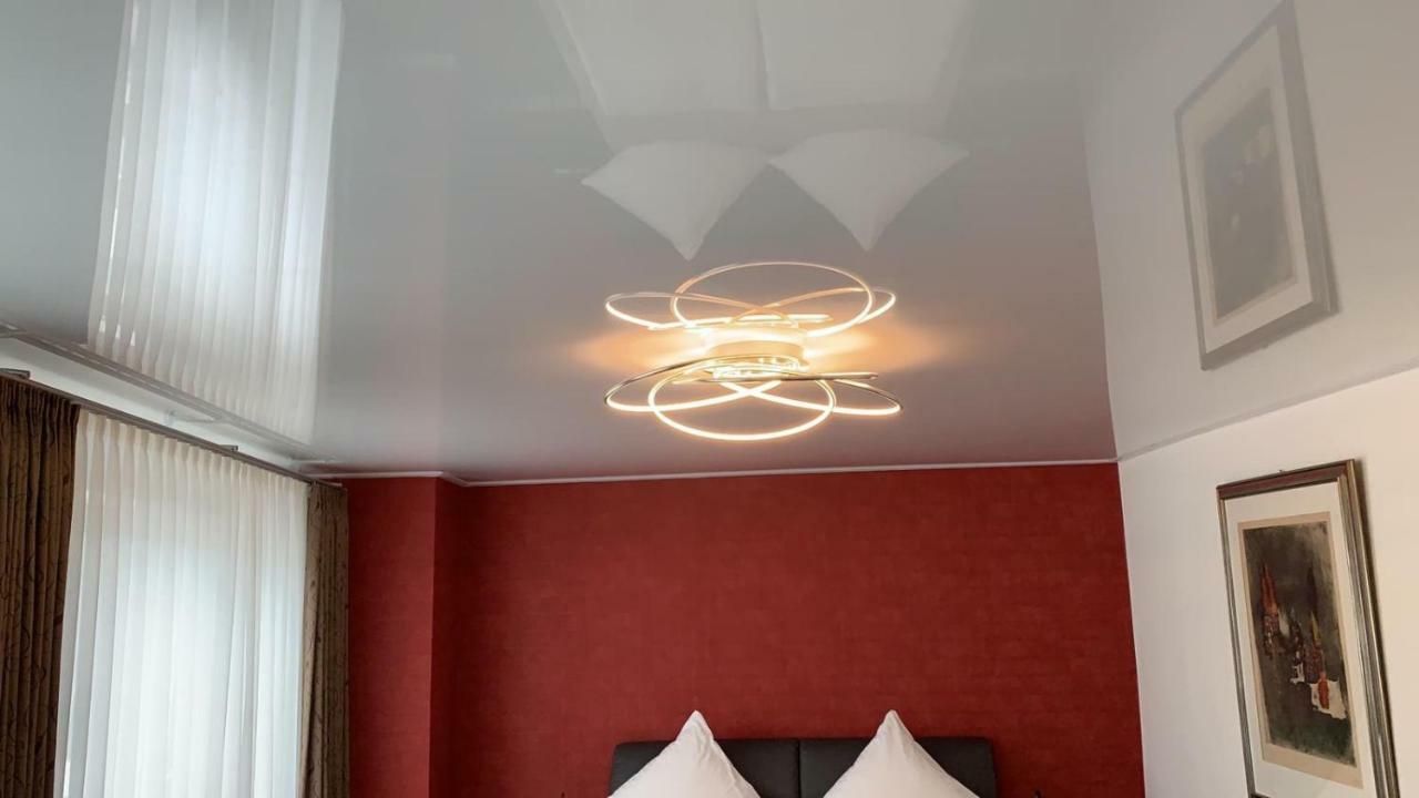 Hotel Und Apartment Garni Eurode Live Хецогенрат Екстериор снимка