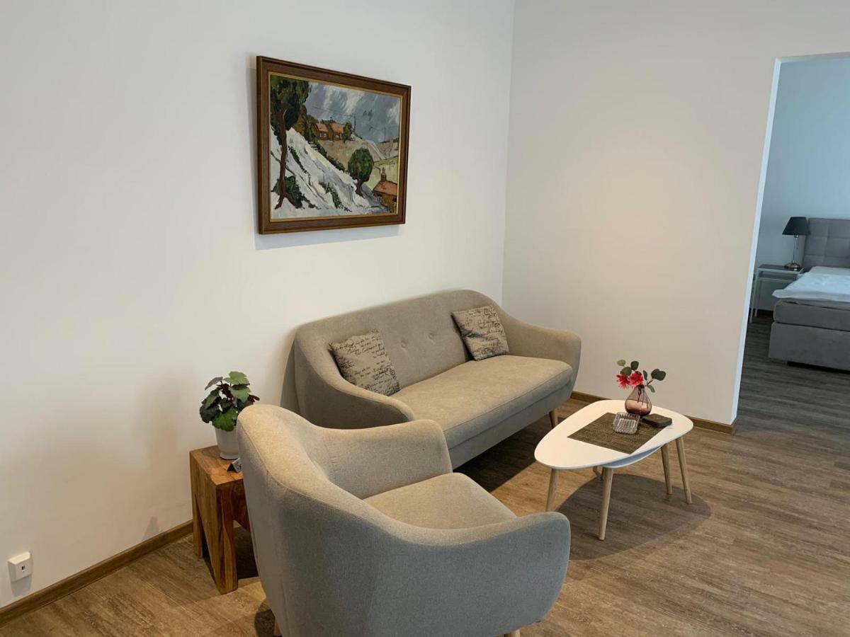 Hotel Und Apartment Garni Eurode Live Хецогенрат Екстериор снимка